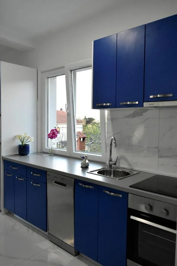 Guest house Apartmani Skorpion Kastela
